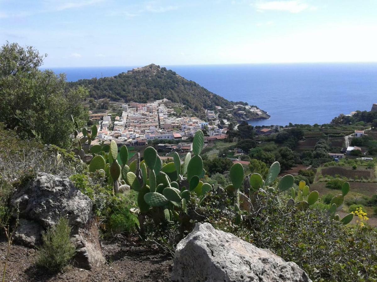 Villa Ustum Isola di Ustica Exterior foto